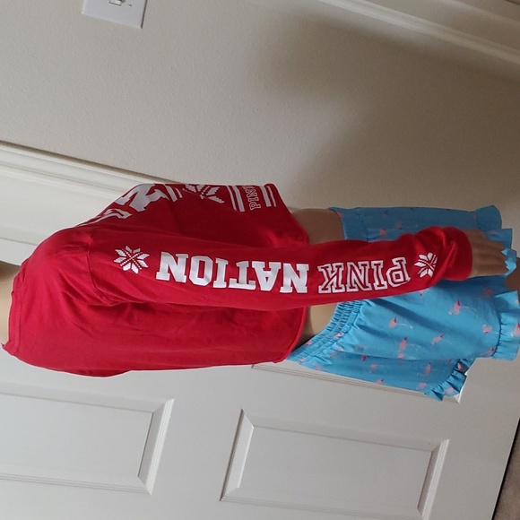 Victoria Secret's s cropped long sleeve snowflake trim Logo raw hem - Picture 6 of 8